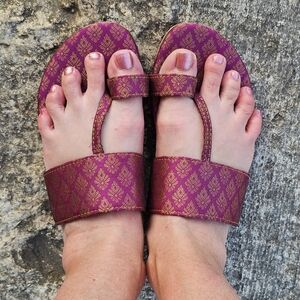 Fuchsia Banaras Bloom Sandals